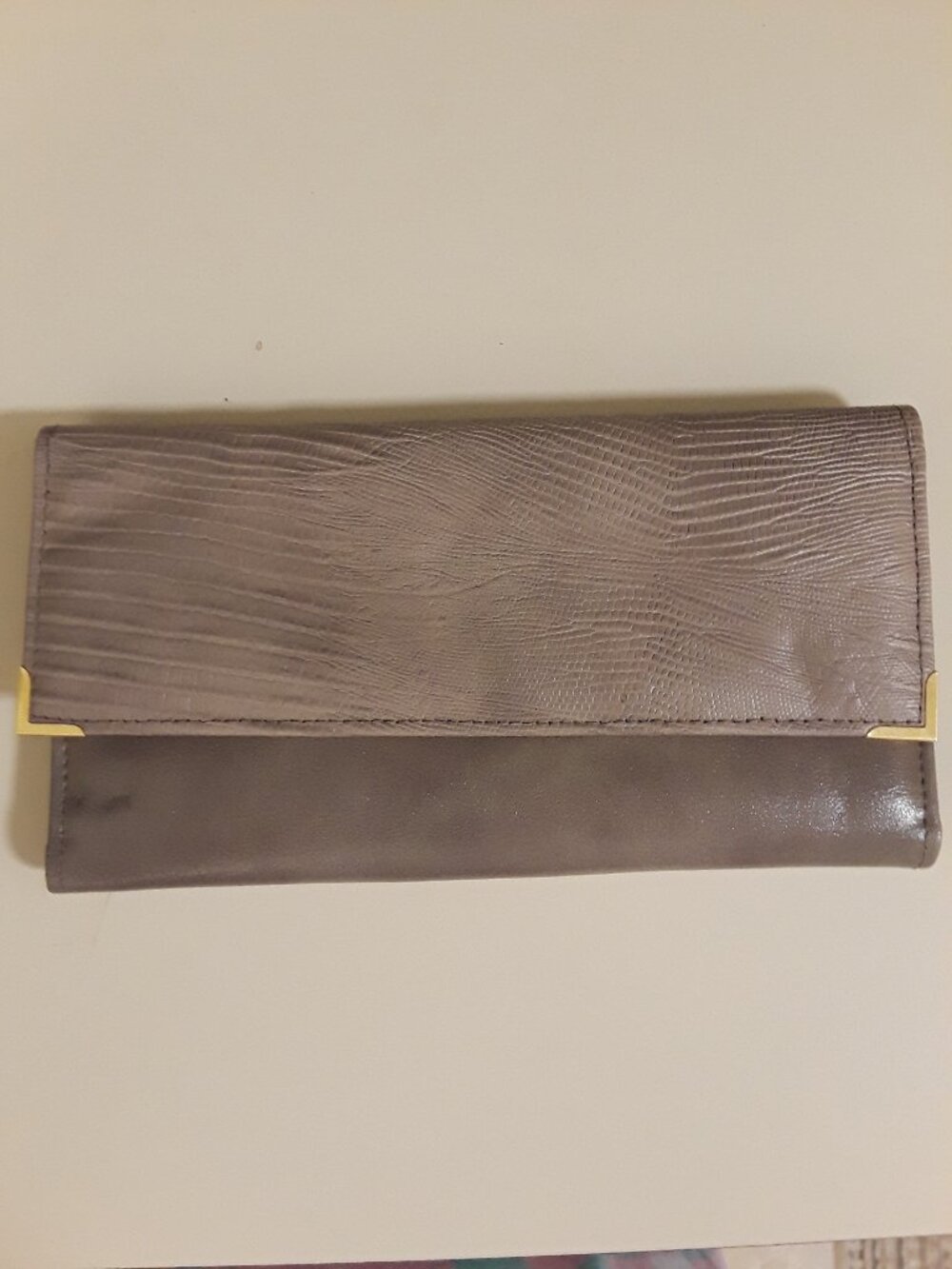 Prince Gardner Leather Checkbook Wallet with snap closure, zipper coin closure - Picture 1 of 11